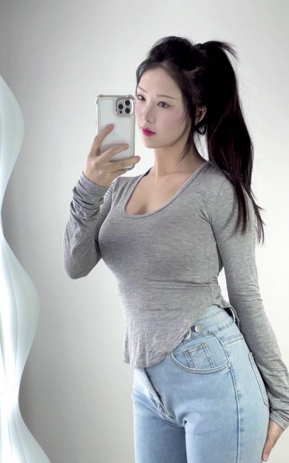 抖娘-利世cos_自摄系列 | 抖娘利世_自摄·牛仔裤 丝袜cos作品 [50P-206MB]