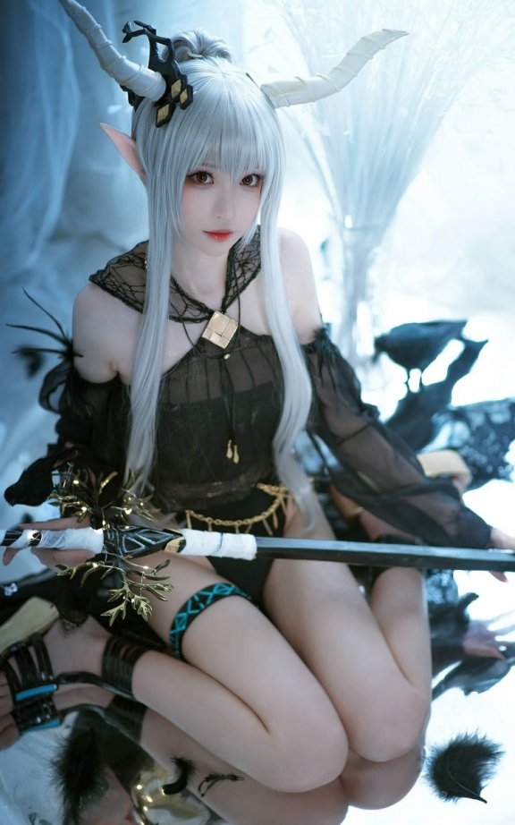 南宫cos闪灵 | 南宫_明日方舟·闪灵泳装cos作品 [20P-277MB]