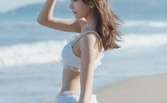 桜桃喵cos_小珍珠 | 桜桃喵_小珍珠·纯白比基尼cos作品 [12P-237MB]