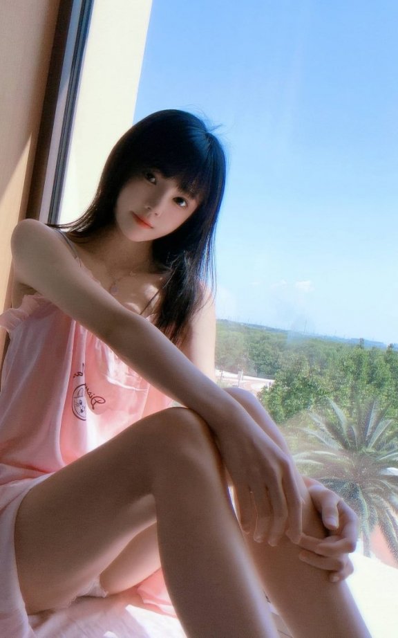 桜桃喵cos_粉猫猫 | 桜桃喵_粉猫猫·吊带睡裙cos作品 [17P-128MB]