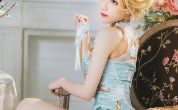 Tomoyo酱·G36旗袍COS：穿越少女前线的古典优雅之美