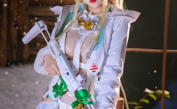 日奈娇cos露菲 | 椎名莜(日奈娇)_胜利女神·露菲圣诞cos作品 [70P-1.50GB]