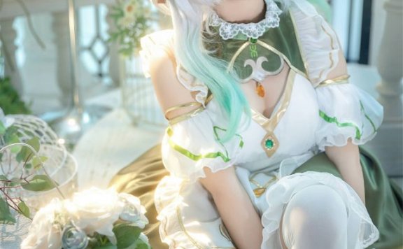 《原神》的魔幻花园:蠢沫沫古典优雅的纳西妲COSPALY
