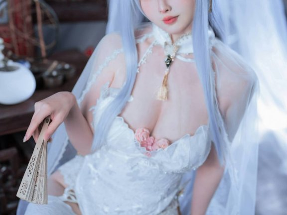 肉扣热热子cos阿尔比恩 | rioko凉凉子_碧蓝航线·阿尔比恩cos [43P11V-874MB]