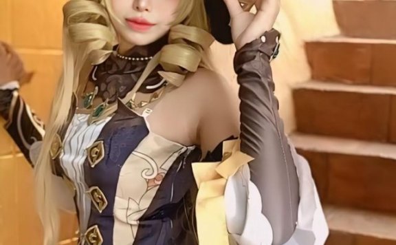 原神COSPALY:泰国coser FuutaMoli让娜维娅在现实中绽放