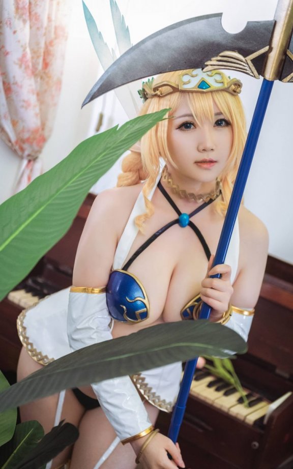 是本末末cos塞西尔 | 是本末末_精灵村·塞西尔cos作品 [38P-211MB]