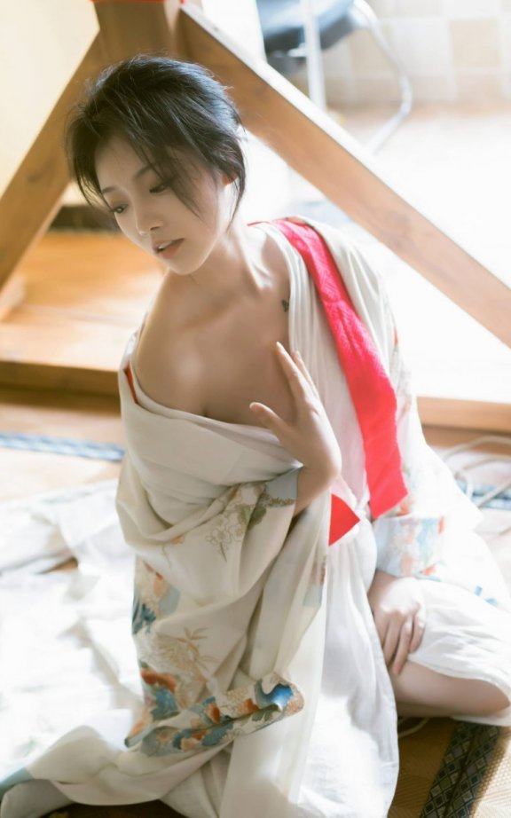 桃良阿宅cos_和服 | 桃良阿宅_和服·捆绑紧缚cos作品 [56P-283MB]