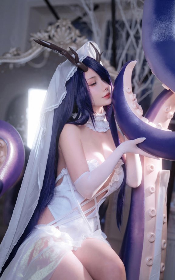 肉扣热热子cos金鹿号 | rioko凉凉子_碧蓝航线·金鹿号cos [40P-434MB]