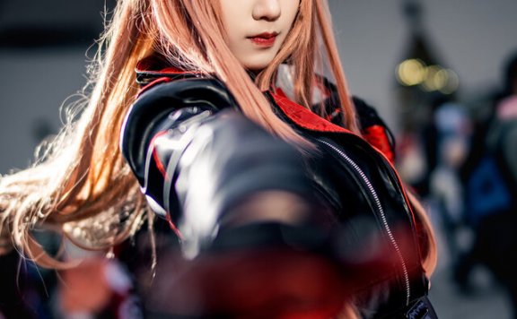 Nao化身“战场女神”!胜利女神妮姬·拉毗COS惊艳亮相FF44