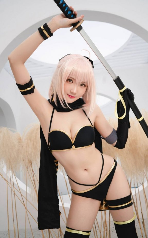 瓜希酱cos冲田总司|瓜希酱_FGO·冲田总司泳装cos作品[15P-30MB]