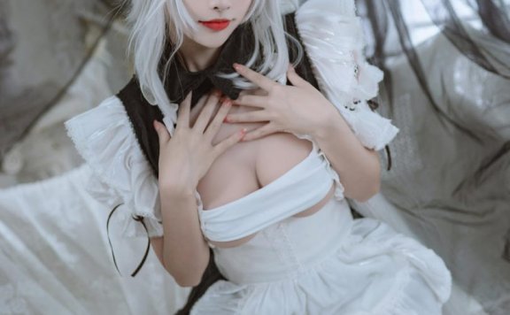 宮本桜cos埃吉尔|宮本桜_碧蓝航线·埃吉尔女仆cos作品 [29P-325MB]