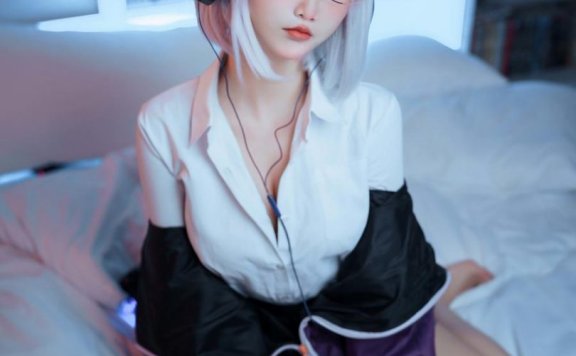 面饼仙儿cos新条茜|面饼仙儿_SSSS古立特·新条茜cos作品[13P-78MB]