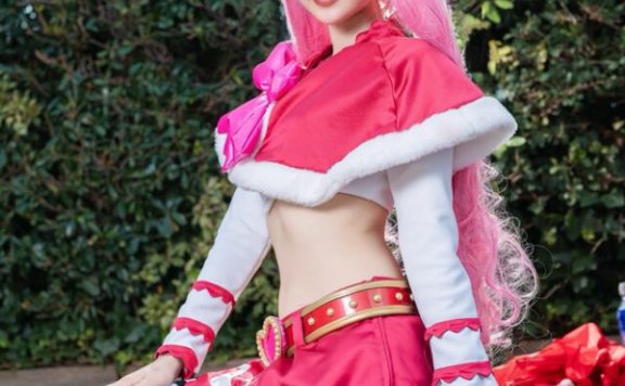 高島江梨奈佩罗娜cos经典造型:池袋Ultra acosta!活动惊艳全场