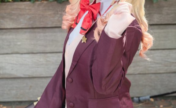 二次元与现实的甜美邂逅:Riri星川莎拉COS惊艳Ultra acosta!