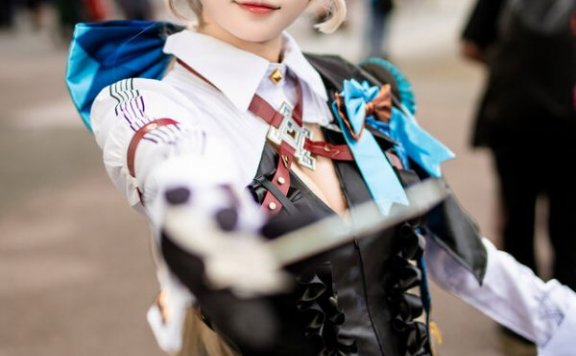 白嘎BaiGa原神·琳妮特COS，黑色丝袜美腿诠释神秘魔术助手