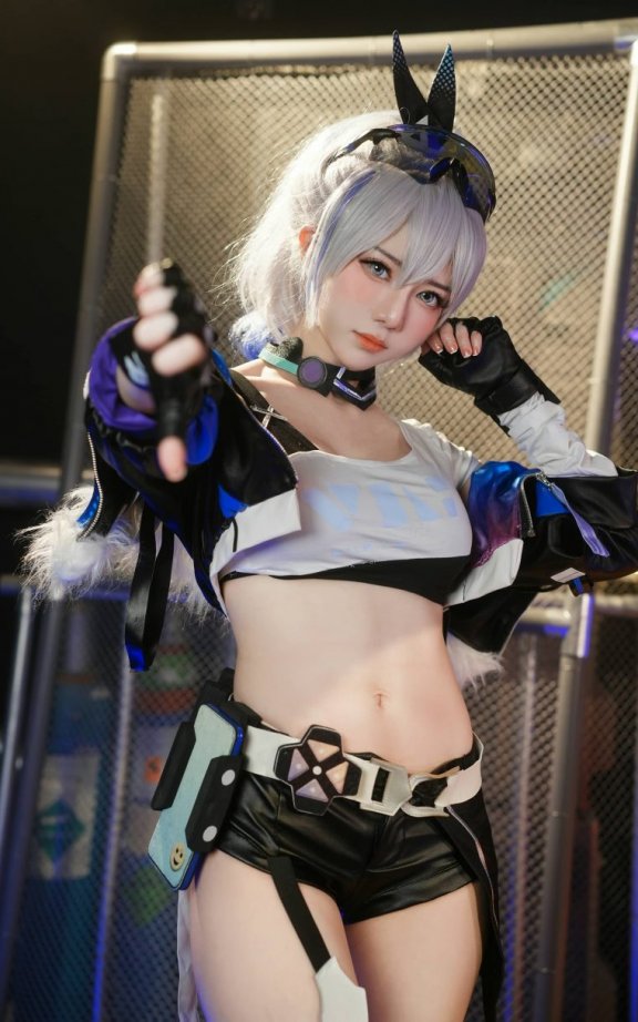 Sally Dorasnow银狼cos|Sally Dorasnow_崩坏星穹铁道·银狼cos作品