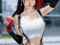 Mayuron重返舞台:再现最终幻想VII·蒂法COS引爆Comiket106