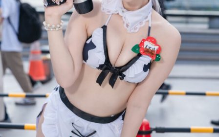 温柔与力量并存：瑞海にも的白银诺艾尔cos引爆Comiket 106