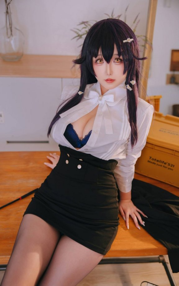 日奈娇COS吾妻|椎名莜(日奈娇)_碧蓝航线·吾妻的指导课cos作品