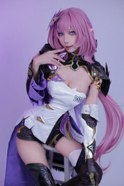 爱莉希雅心动瞬间:Chiro_Fhobia用Cosplay点燃崩坏3粉丝热情