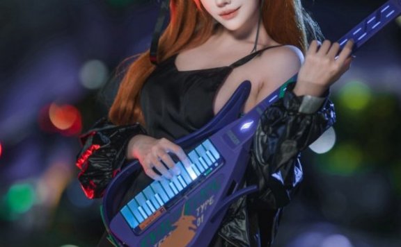 新世纪福音战士明日香cos:Munoko穿上黑裙重塑EVA骄傲少女