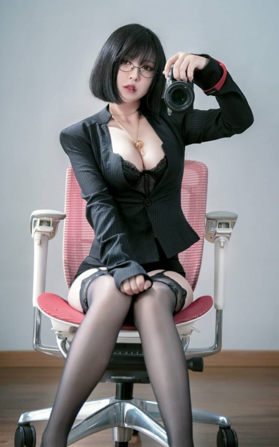 半半子COS办公女郎|BANBANKO半半子_上司様OL·办公女郎cos作品