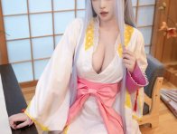 不是冷艳而是距离：清水由乃雪女COS演绎原服万华镜美少女