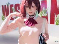 瓜希酱绫濑桃COS赏析|当哒当校园风角色还原与摄影氛围解析