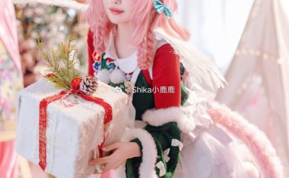 Shika小鹿鹿澄闪COS|圣诞奇迹降临的温柔守护明日方舟治愈系角色