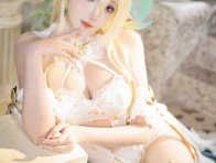 瓜希酱金狮COS：演绎《碧蓝航线》舰娘精灵般的优雅与魅惑