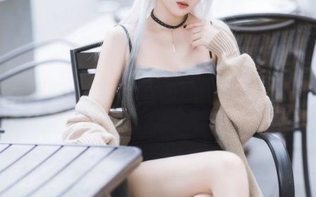 瓜希酱鬼方佳代子COS:吊带裙针织毛衣打造最有距离感的日常