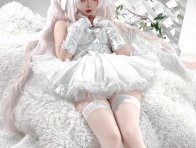 面饼仙儿花嫁版爱丽丝COS：体验胜利女神·妮姬甜美梦幻之旅