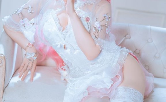 胜利女神妮姬桃乐丝COS:面饼仙儿的漂亮性感演绎与趣味细节