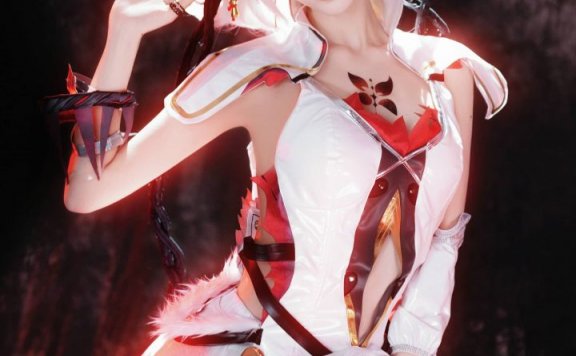 Shika小鹿鹿椿COS赏析：Shika小鹿鹿演绎灵动神秘与果敢的椿