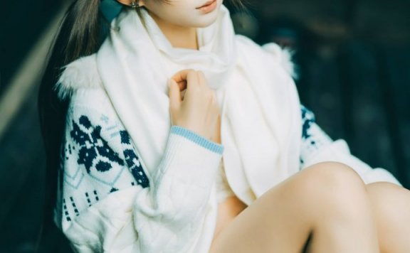 蠢沫沫毛衣比基尼COS赏析｜情人节甜美少女×清新可爱又性感！