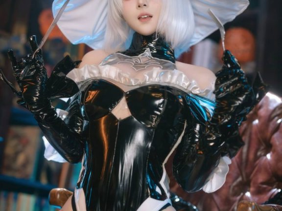 屿鱼Yukako万圣女巫版2Bcos｜机械冷感与优雅张力的极致融合