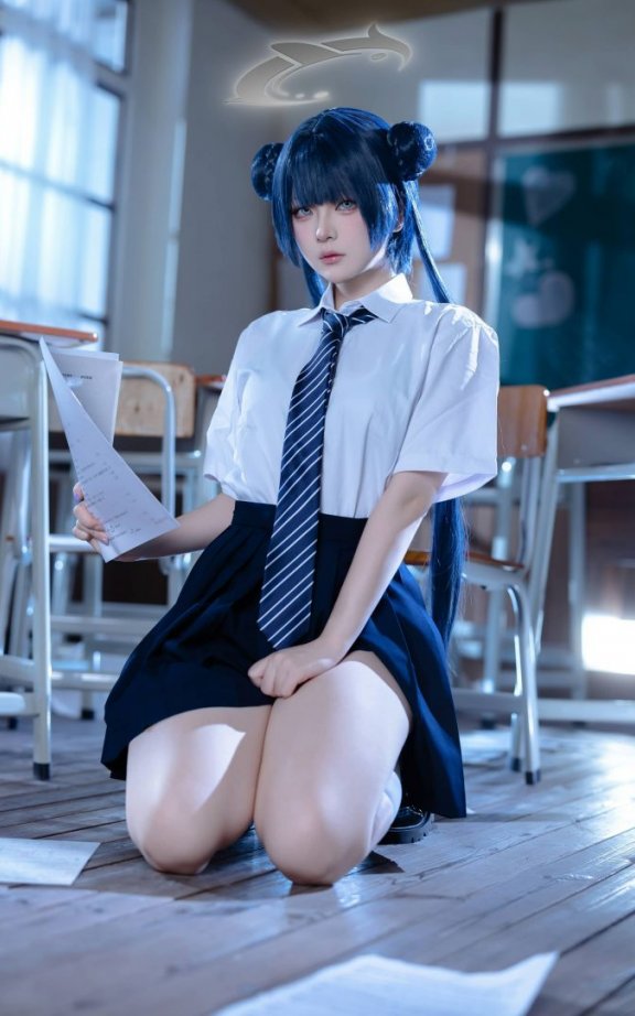 屿鱼Yukako妃咲COS太有压迫感了!演绎冷感JK美到带危险气场