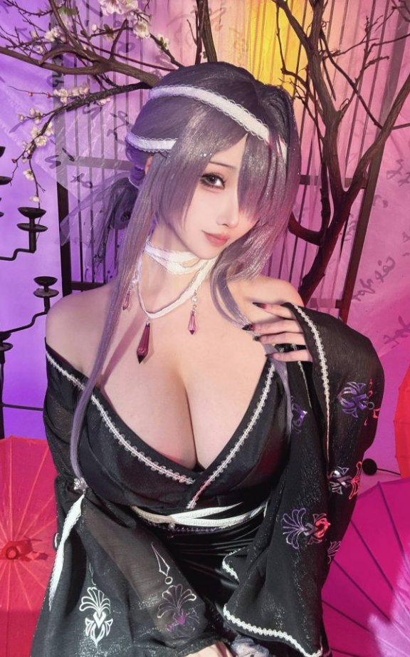 碧蓝航线rioko凉凉子COS：演绎和服版浅间性感冷艳的视觉张力