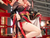棕色尘埃莉贝尔塔COS：sakuramomo紫玥桃那双美腿令人惊艳