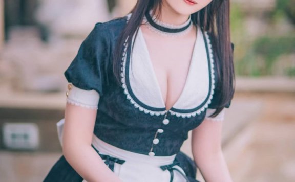 霜月shimo女仆图鉴COS赏析：演绎丝袜版女仆的性感与优雅