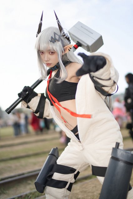【FFK18现场】明日方舟泥岩COS：工业感道具与卸甲反差美学