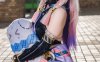 紫雪Rime茜特菈莉COS：原神·神秘祭司抱着抱枕也能萌翻全场