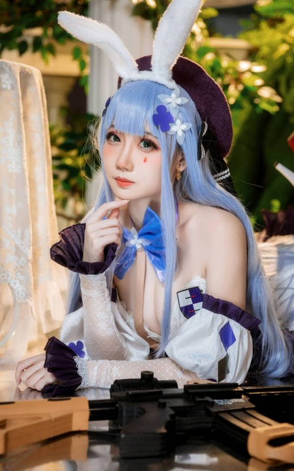 少女前线兔耳HK416COS:焖焖碳演绎甜美与冷艳的战术少女