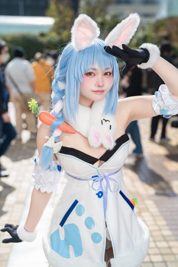 杉浦莉莉兔田佩克拉COS:兔耳萌力全开,仿佛手办走进现实
