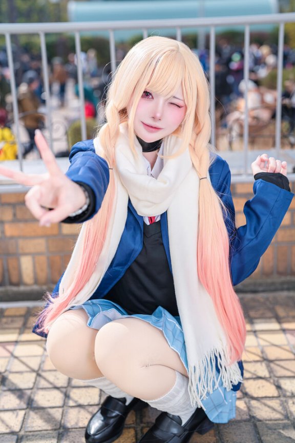 百濑佐久喜多川海梦COS:把校园恋爱感搬进现实的元气少女