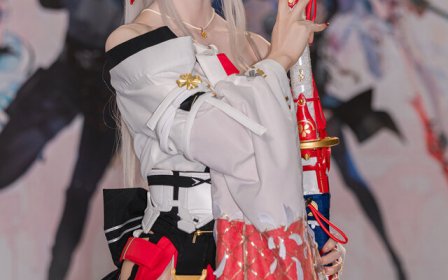 鸣潮·绯雪COS:月海月音银发红瞳造型日式长袖尽显冷艳气质