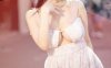 宫村Ruka亮相PF44：粉色夏日裙装甜美吸睛，镜头表现力拉满