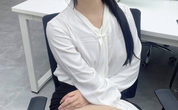 yuuhui玉汇体贴的秘书cos:解锁职场轻熟优雅与极致氛围感