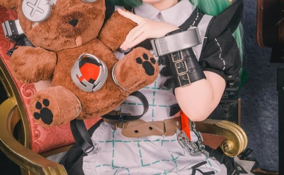 Messie Huang可琳·威克斯cos:女仆少女与机械感的融合魅力
