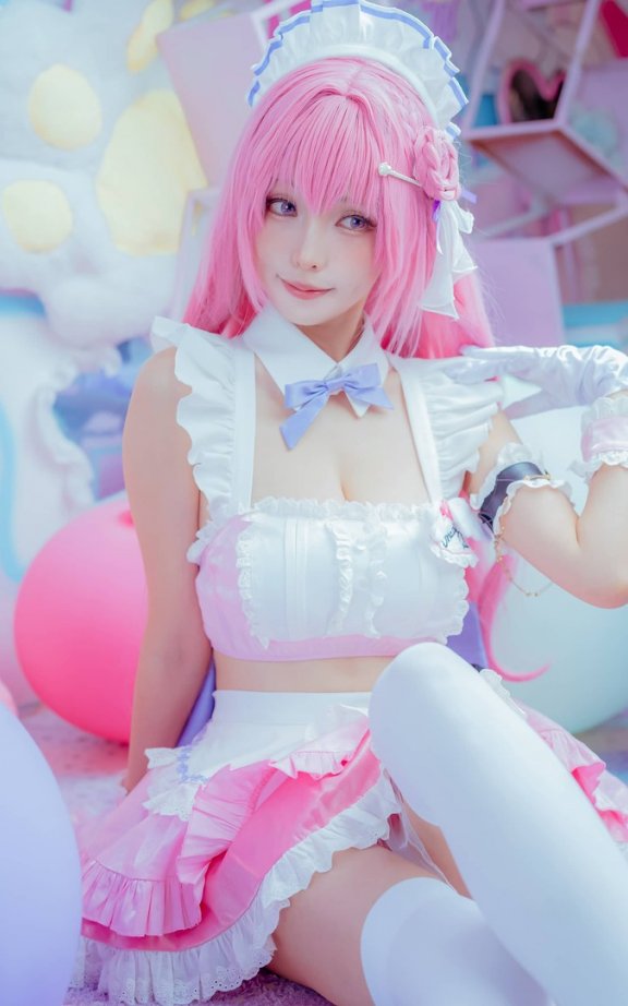 ElyEE子桃乐丝cos:演绎梦幻女仆造型胜利女神的甜美与优雅
